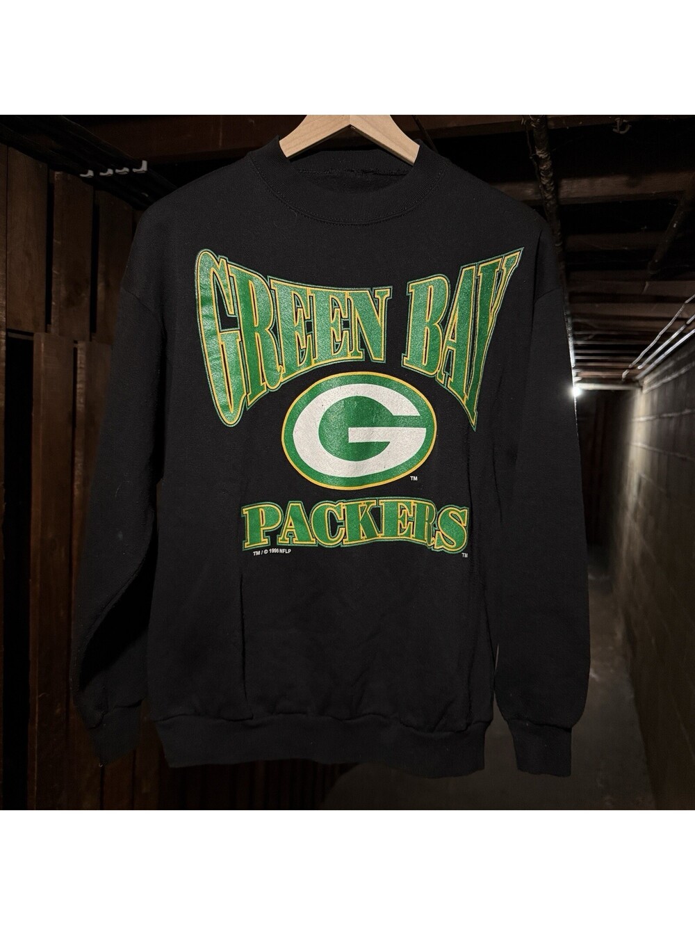 Vintage 1996 Green Bay Packers Sweatshirt Mens M Black NFL Crewneck 90s